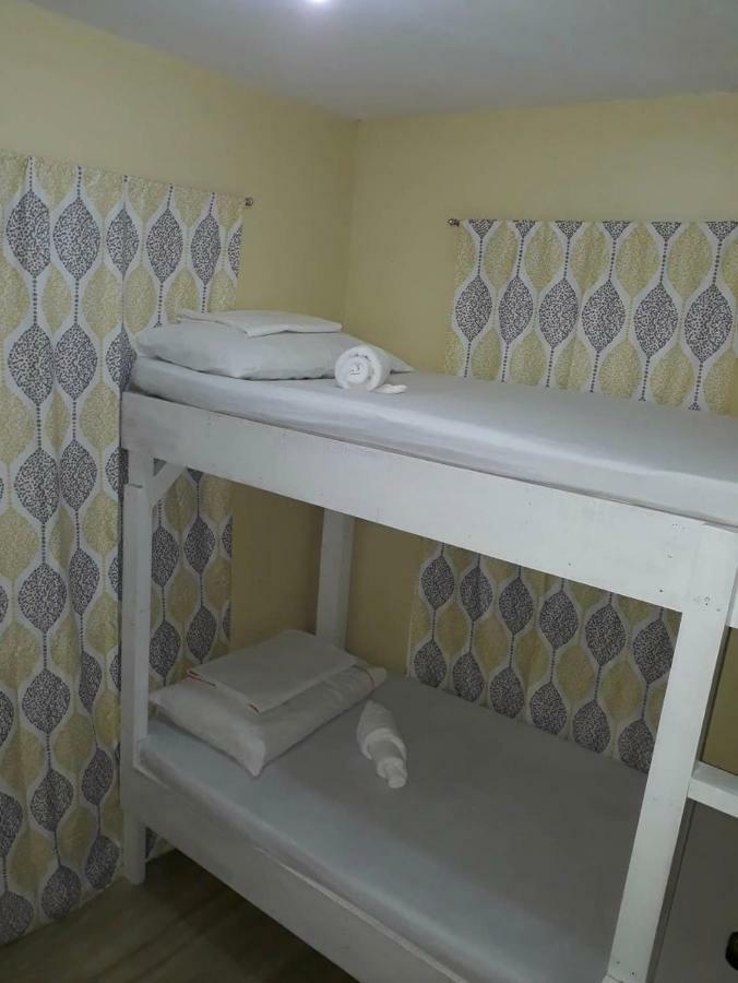 Hillview Apt W/ Pool Access - Free Wifi Tagbilaran City Ngoại thất bức ảnh
